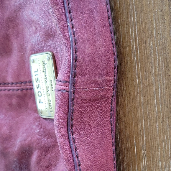 GORGEOUS VINTAGE FOSSIL DISTRESSED LEATHER BAG - Picture 6 of 16